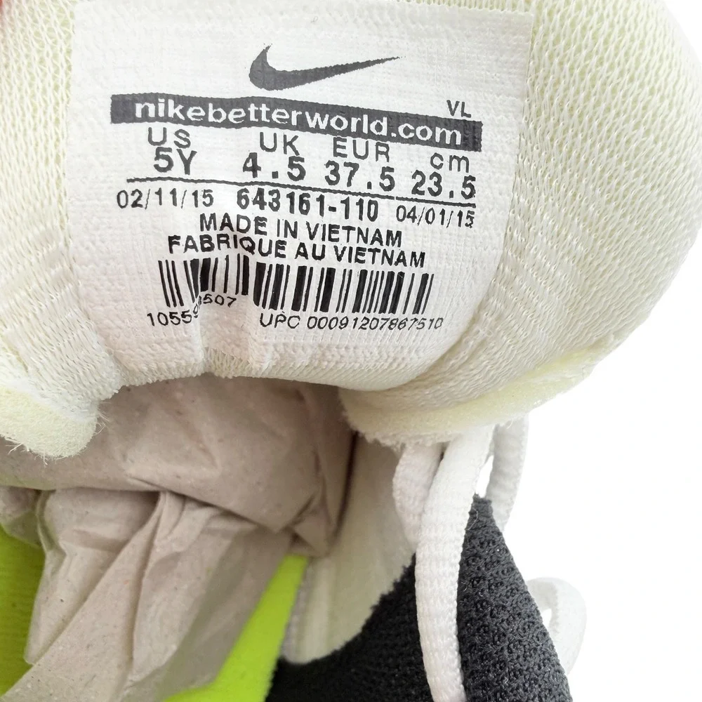 Nike Shark Football Cleats Black White Volt FastFlex Youth Size 5Y 643161-110